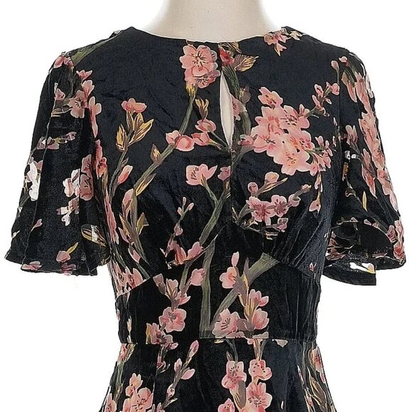 ModCloth "Soirée Saunter" Green Velvet PLEASE READ - Picture 3 of 3